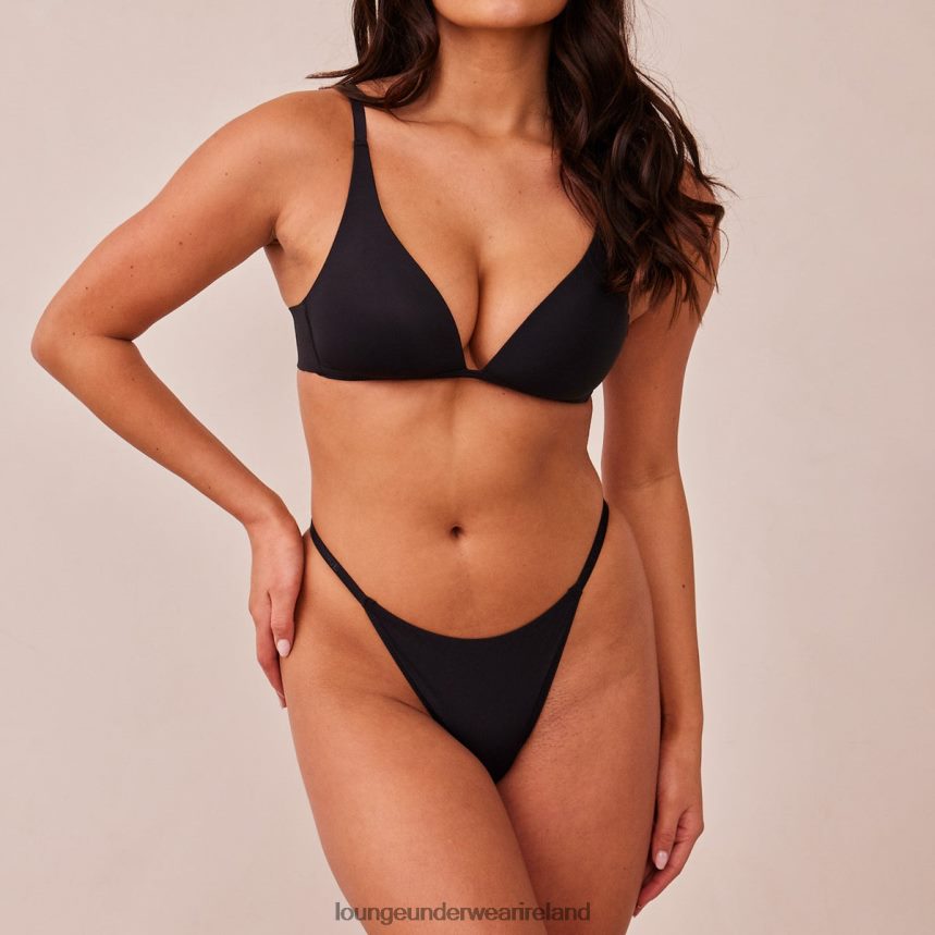 Lounge Underwear Women Light Non-wire Plunge T-shirt Bra & Thong/Briefs Set F2H42Z226 Black