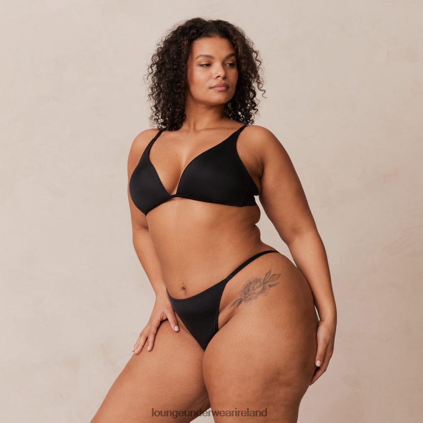 Lounge Underwear Women Light Non-wire Plunge T-shirt Bra & Thong/Briefs Set F2H42Z226 Black