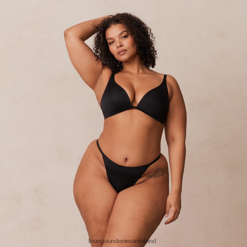 Lounge Underwear Women Light Non-wire Plunge T-shirt Bra & Thong/Briefs Set F2H42Z226 Black