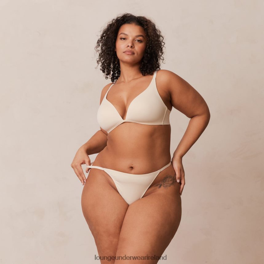 Lounge Underwear Women Light Non-wire Plunge T-shirt Bra & Thong/Briefs Set F2H42Z228 Latte