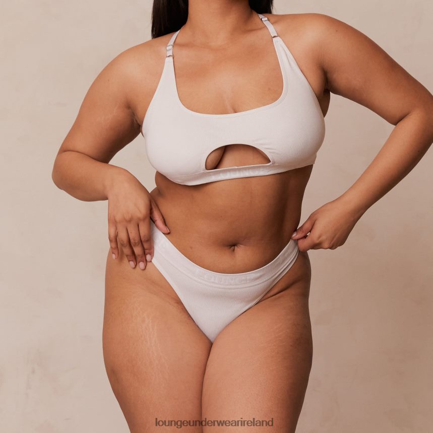 Lounge Underwear Women Seamless Bra & Thong/Briefs Set F2H42Z220 Cream